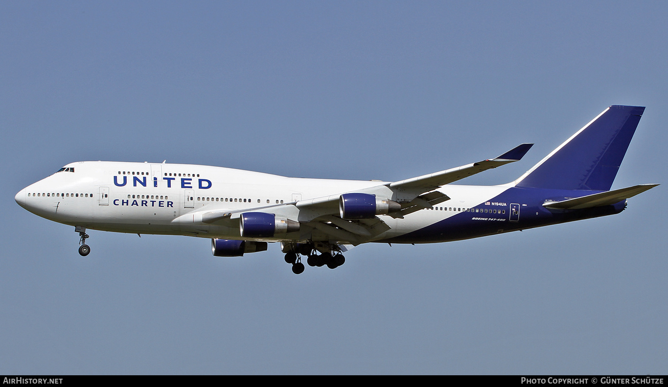 Aircraft Photo of N194UA | Boeing 747-422 | United Charter | AirHistory.net #274051