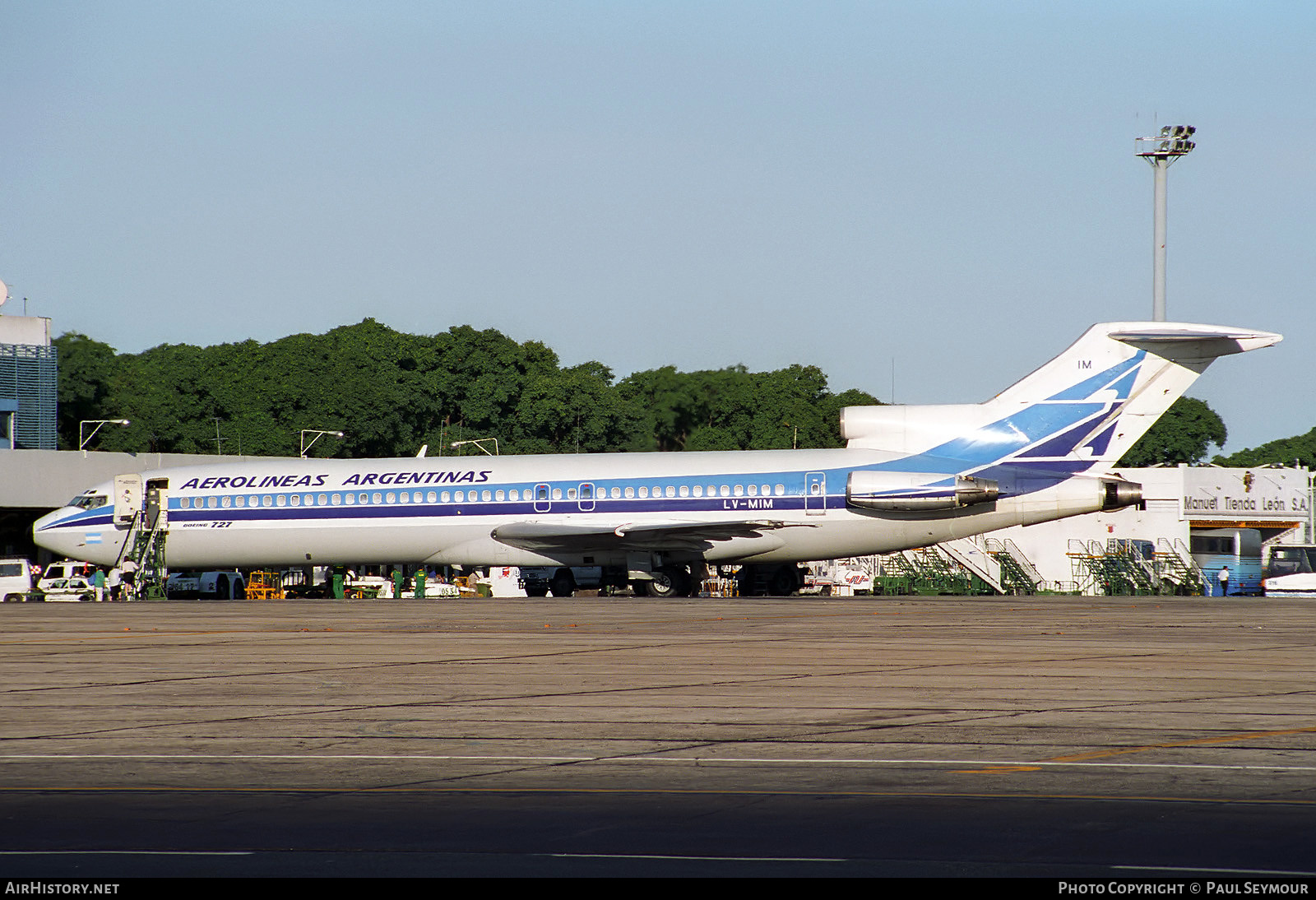 Aircraft Photo of LV-MIM | Boeing 727-287/Adv | Aerolíneas Argentinas | AirHistory.net #274120