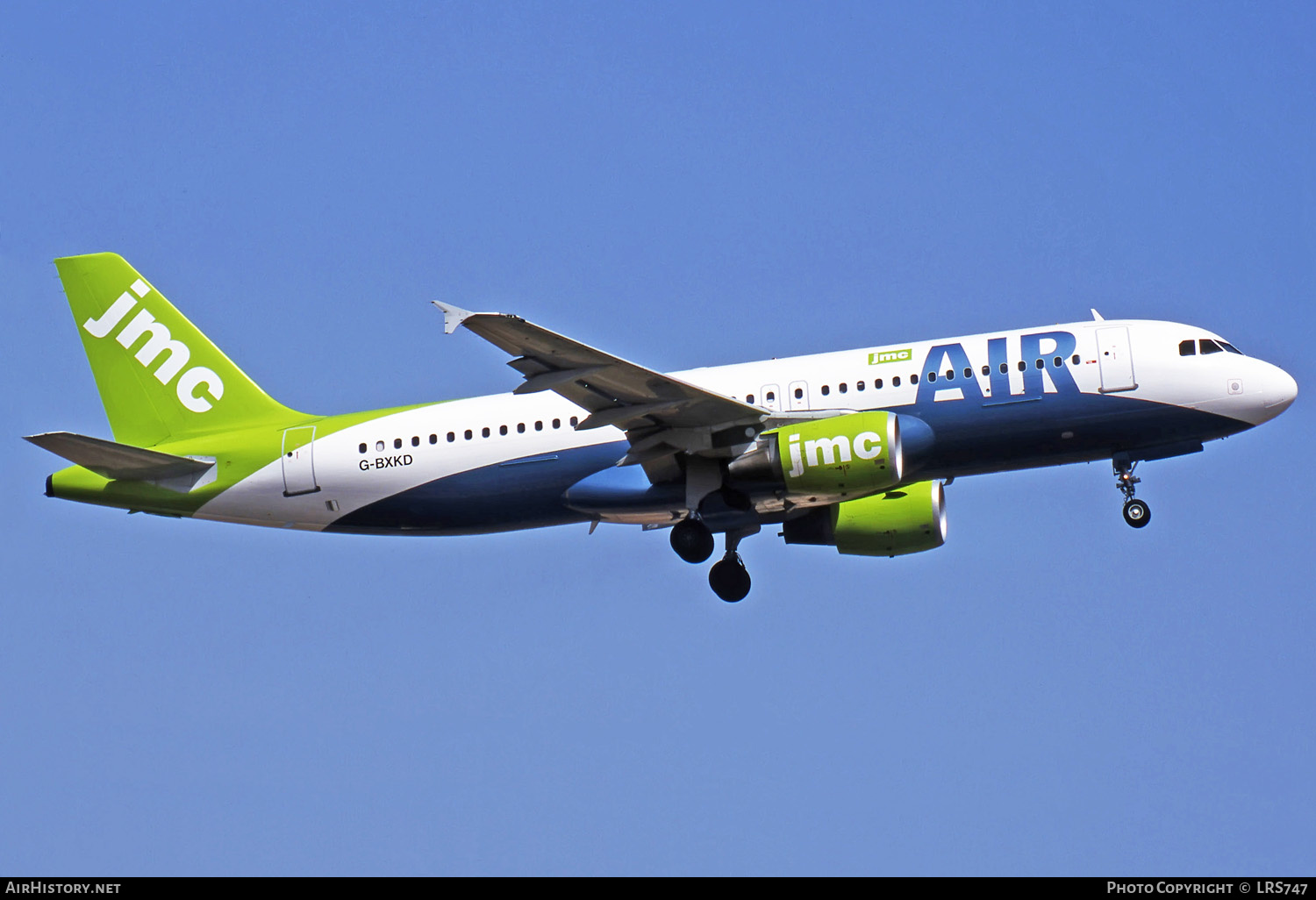 Aircraft Photo of G-BXKD | Airbus A320-214 | JMC Air | AirHistory.net #274299