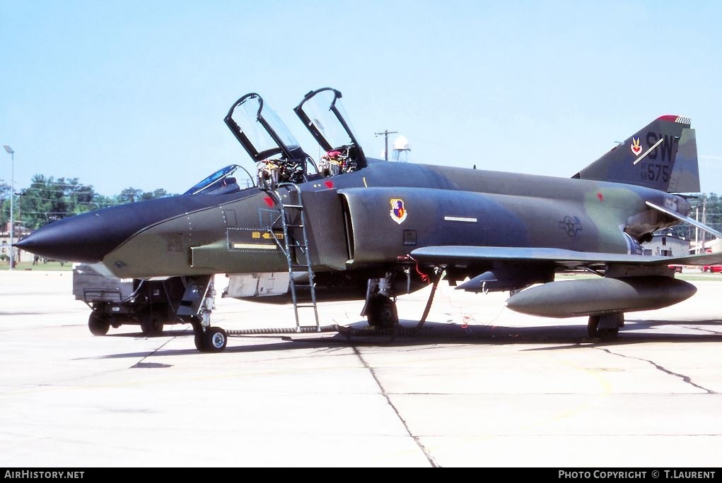 Aircraft Photo of 68-0575 / AF-68-575 | McDonnell Douglas RF-4C Phantom II | USA - Air Force | AirHistory.net #274373