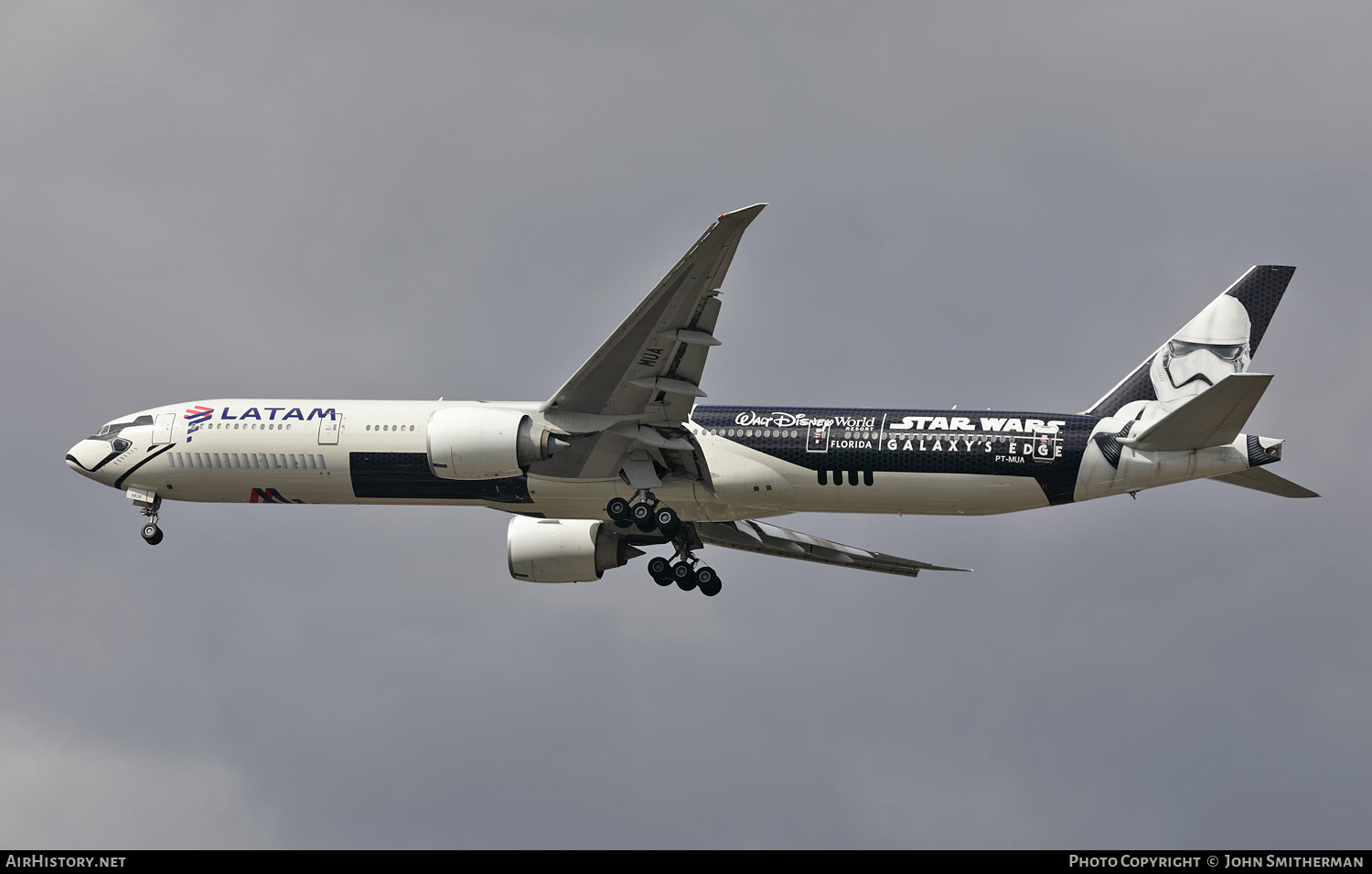 Aircraft Photo of PT-MUA | Boeing 777-32W/ER | LATAM Airlines | AirHistory.net #274380