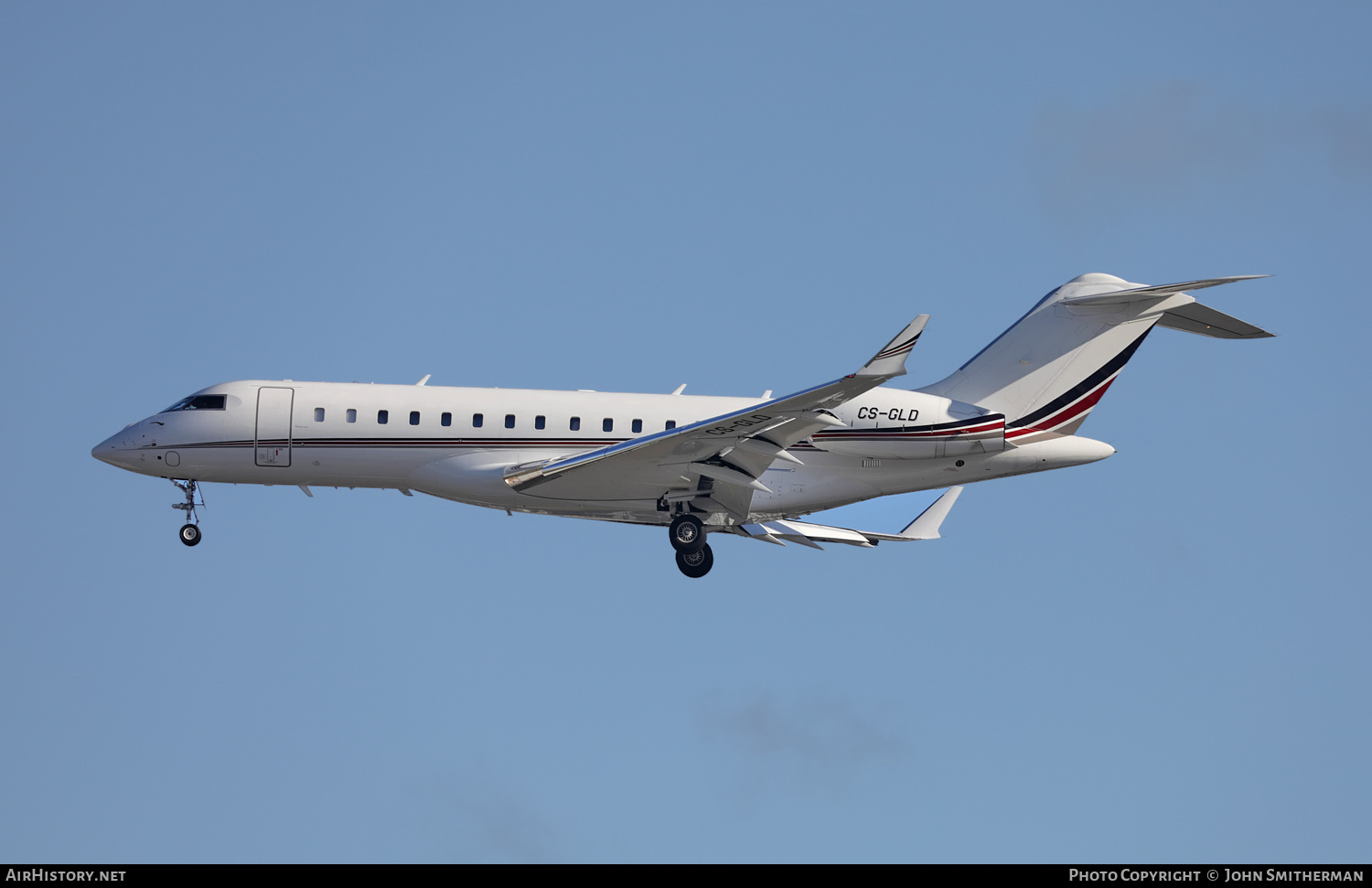 Aircraft Photo of CS-GLD | Bombardier Global 6000 (BD-700-1A10) | AirHistory.net #274387