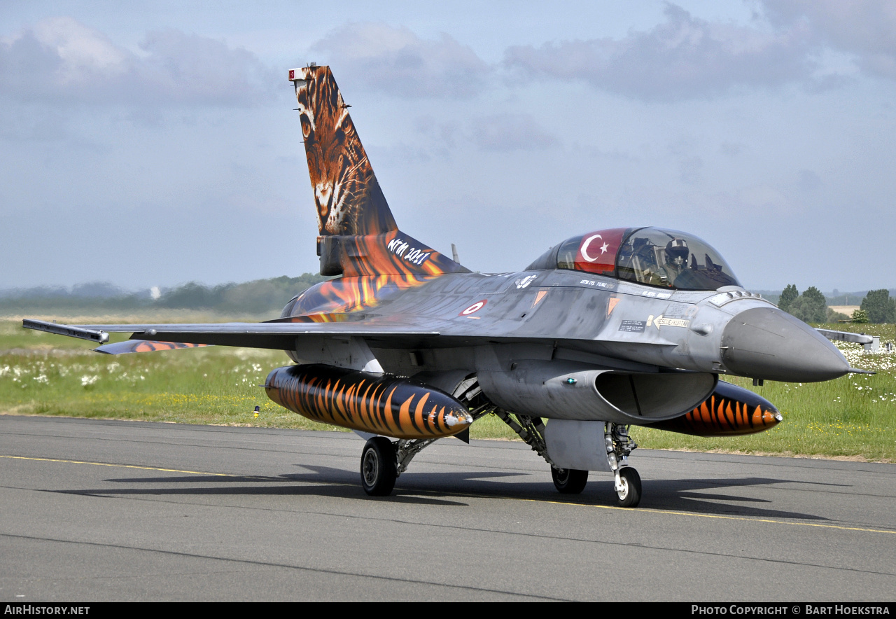 Aircraft Photo of 93-0696 | Lockheed Martin F-16D Fighting Falcon | Turkey - Air Force | AirHistory.net #274417