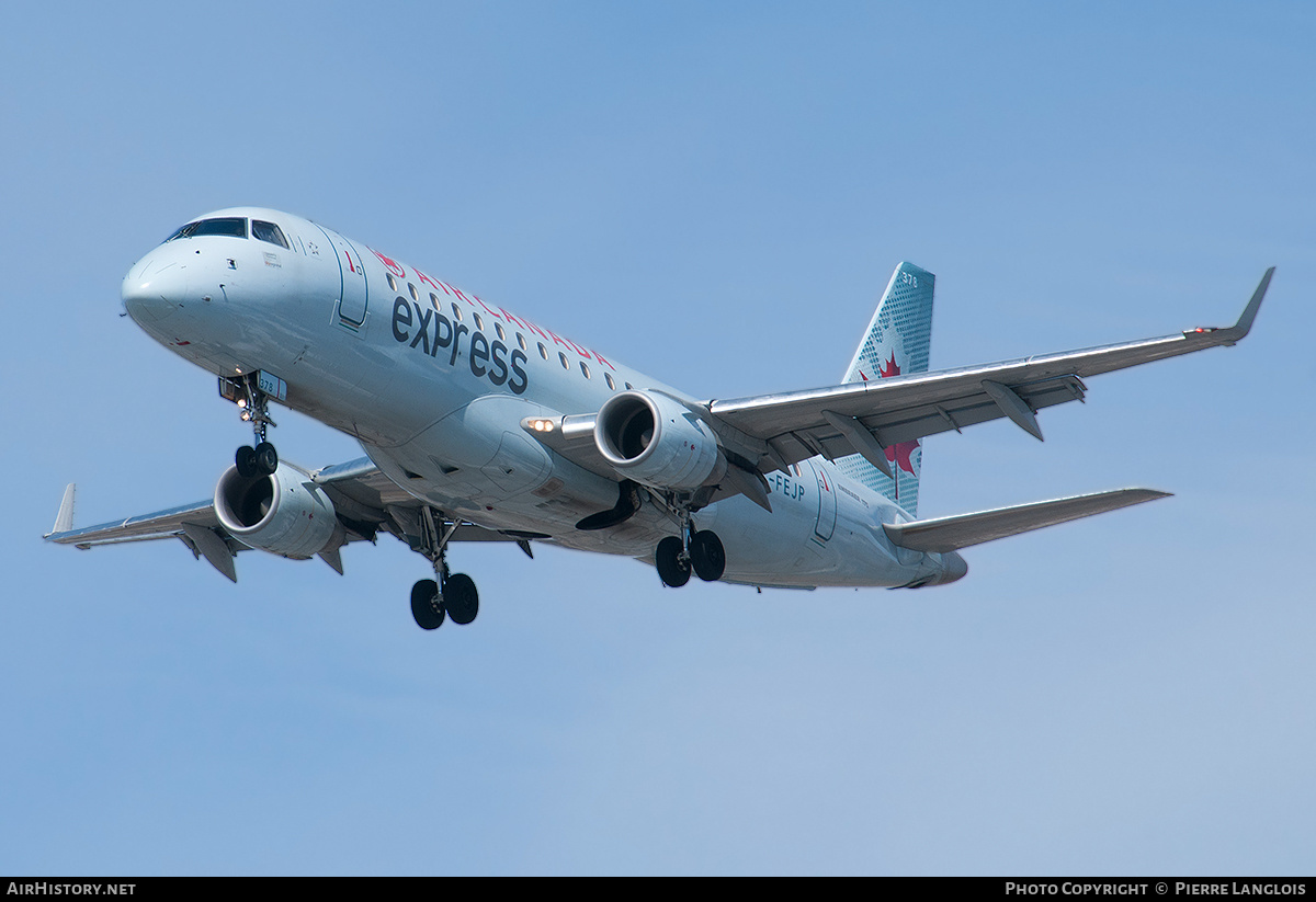 Aircraft Photo of C-FEJP | Embraer 175SU (ERJ-170-200SU) | Air Canada Express | AirHistory.net #274437