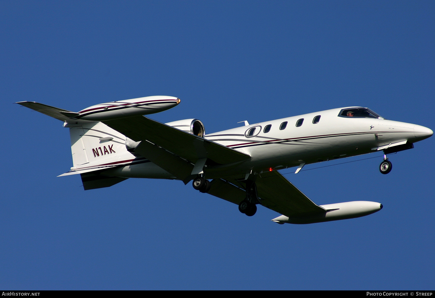 Aircraft Photo of N1AK | Gates Learjet 35 | AirHistory.net #274442