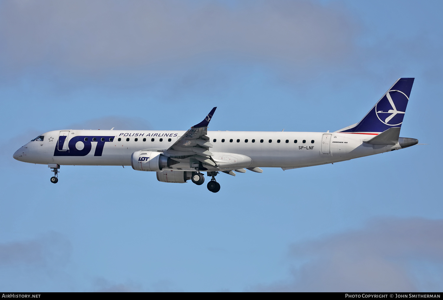 Aircraft Photo of SP-LNF | Embraer 195LR (ERJ-190-200LR) | LOT Polish Airlines - Polskie Linie Lotnicze | AirHistory.net #274475
