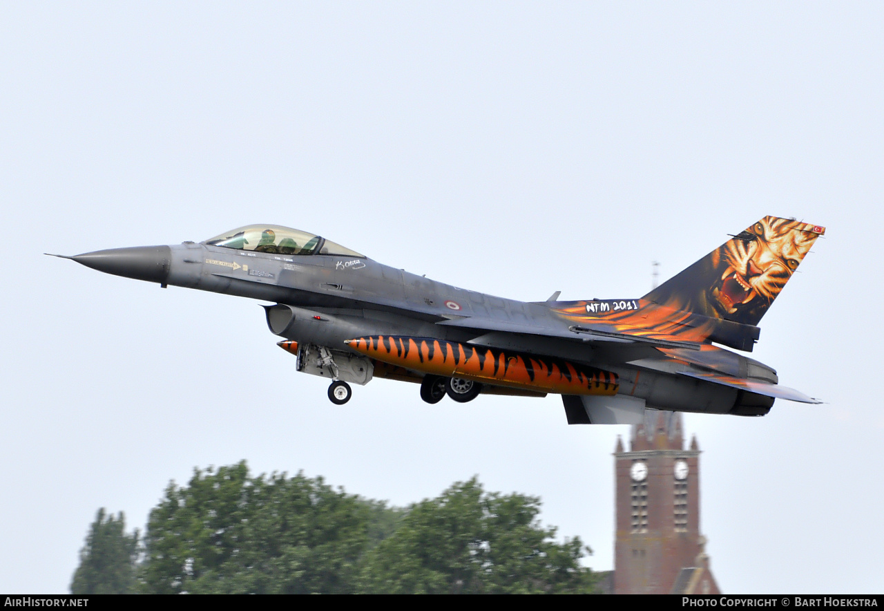 Aircraft Photo of 93-0682 | Lockheed Martin F-16CJ Fighting Falcon | Turkey - Air Force | AirHistory.net #274520