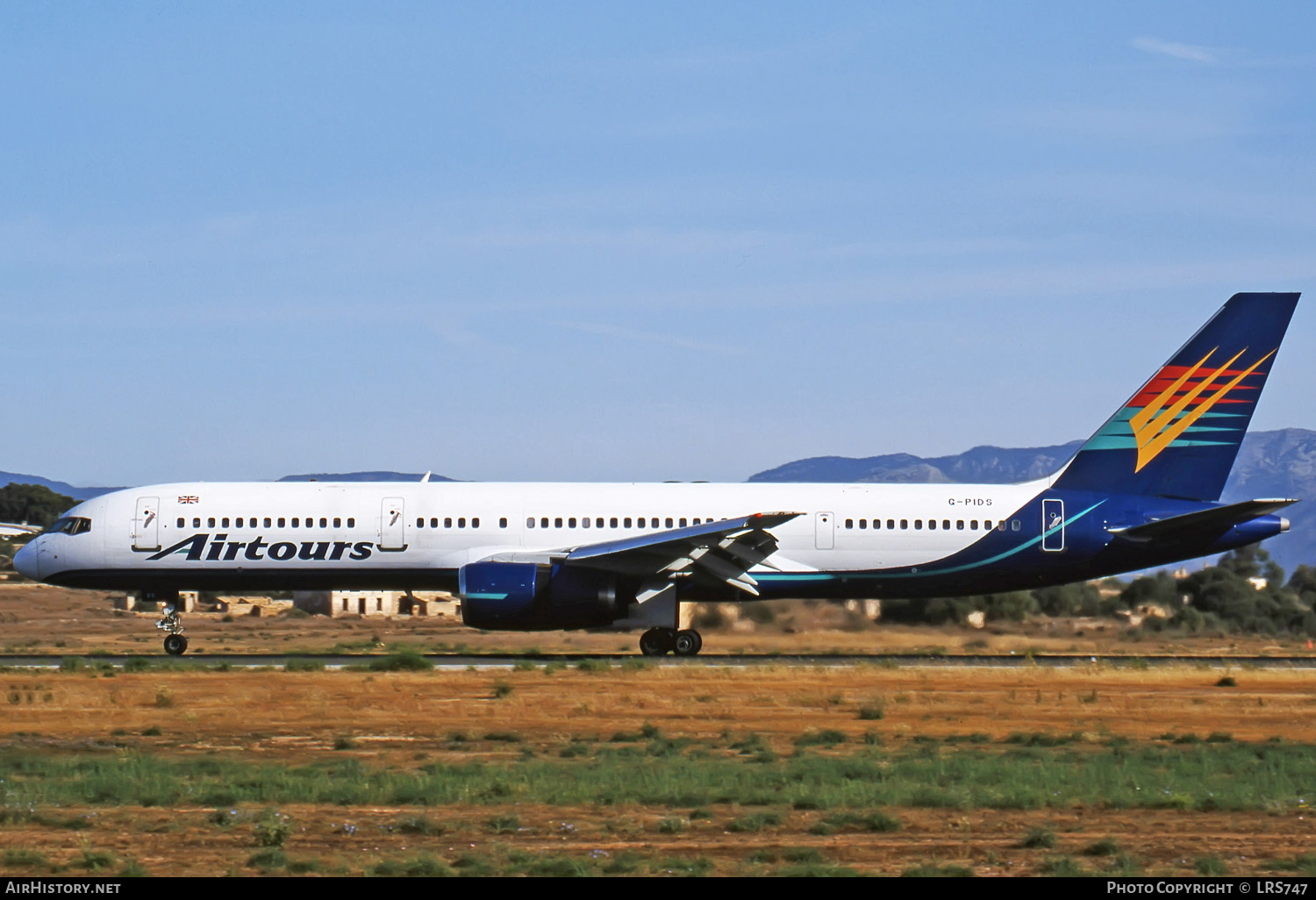 Aircraft Photo of G-PIDS | Boeing 757-225 | Airtours International | AirHistory.net #274521