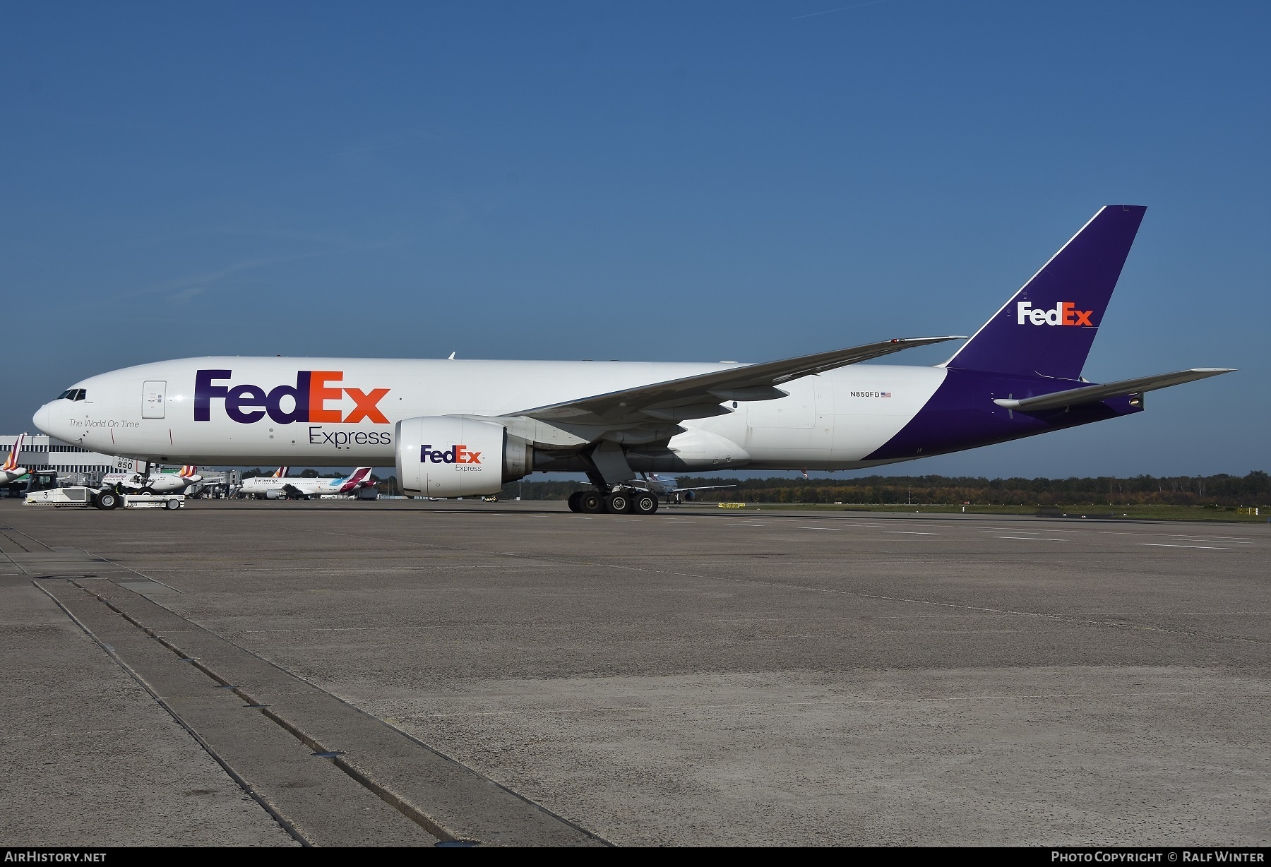 Aircraft Photo of N850FD | Boeing 777-FS2 | FedEx Express - Federal Express | AirHistory.net #274592