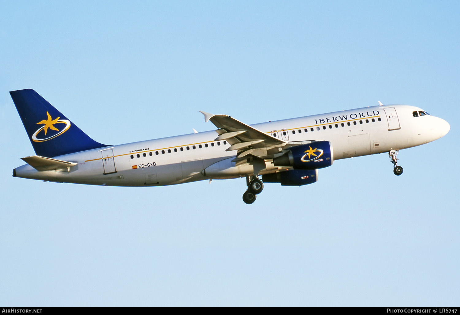 Aircraft Photo of EC-GZD | Airbus A320-214 | Iberworld Airlines | AirHistory.net #274596