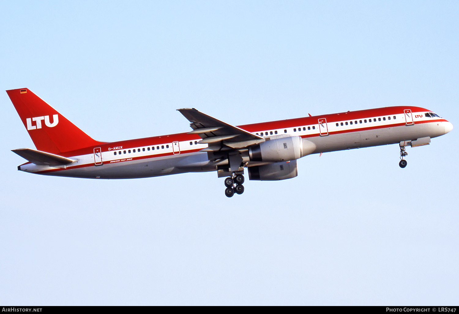 Aircraft Photo of D-AMUX | Boeing 757-2G5 | LTU - Lufttransport-Unternehmen | AirHistory.net #274616