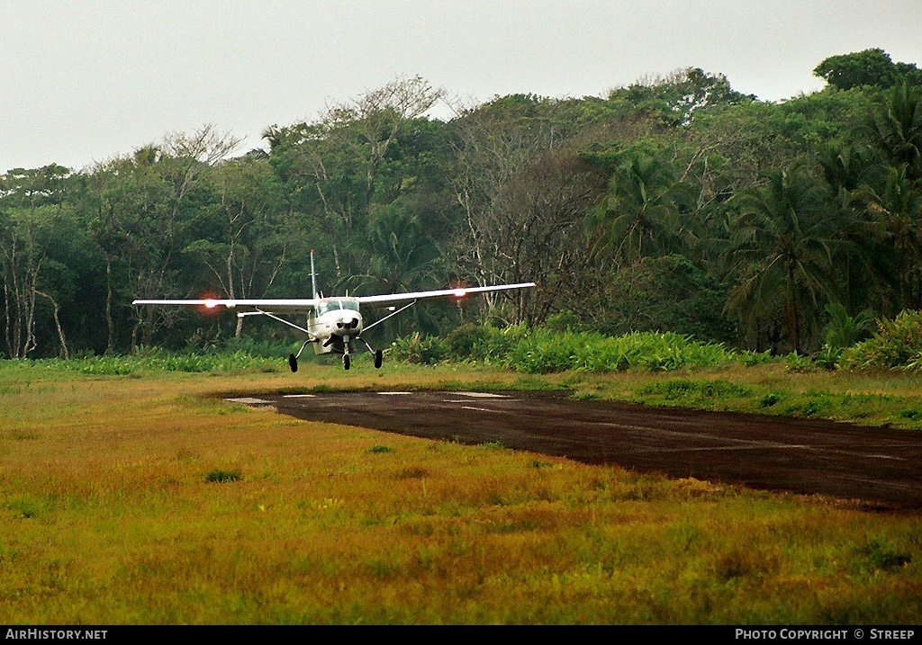 Airport photo of Barra de Tortuguero (MRBT / TTQ) in Costa Rica | AirHistory.net #274621