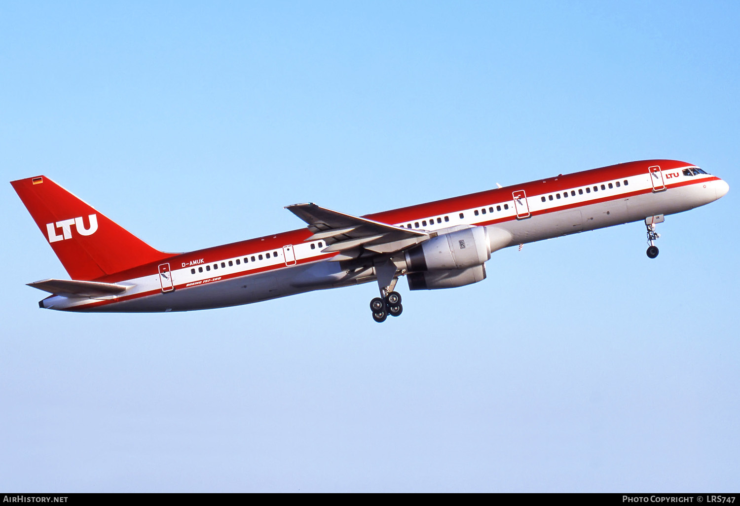 Aircraft Photo of D-AMUK | Boeing 757-225 | LTU - Lufttransport-Unternehmen | AirHistory.net #274624