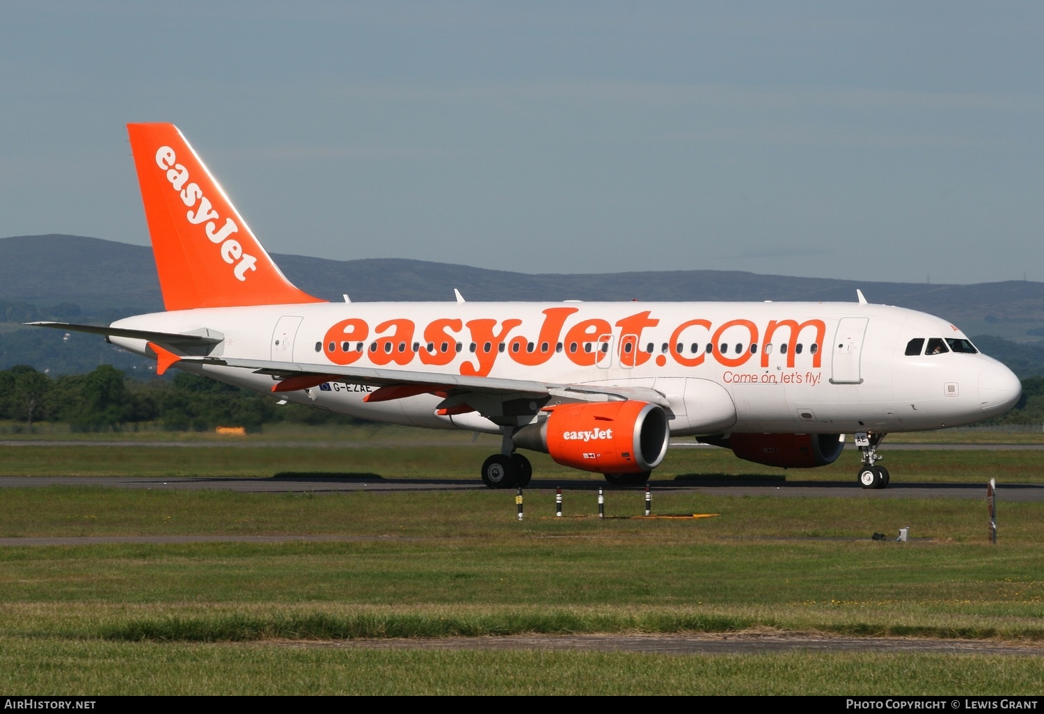 Aircraft Photo of G-EZAE | Airbus A319-111 | EasyJet | AirHistory.net #274645
