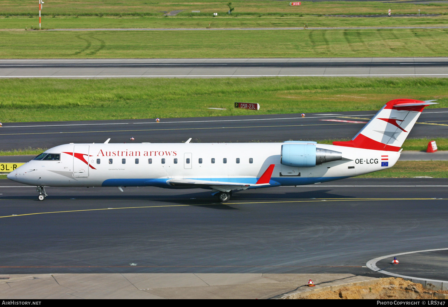 Aircraft Photo of OE-LCG | Canadair CRJ-200LR (CL-600-2B19) | Austrian Arrows | AirHistory.net #274684