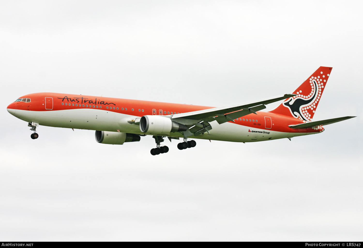 Aircraft Photo of VH-OGI | Boeing 767-338/ER | Australian Airlines | AirHistory.net #274717
