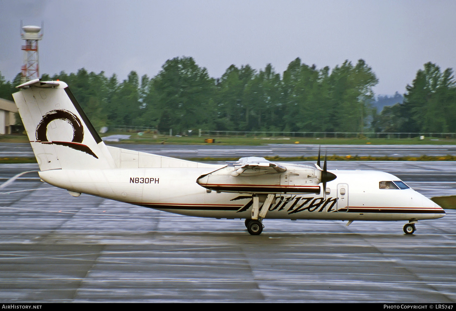 Aircraft Photo of N830PH | De Havilland Canada DHC-8-102A Dash 8 | Horizon Air | AirHistory.net #274731