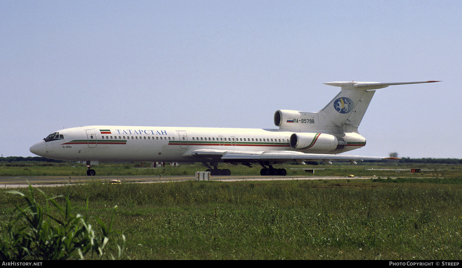 Aircraft Photo of RA-85798 | Tupolev Tu-154M | Tatarstan Airlines | AirHistory.net #274755