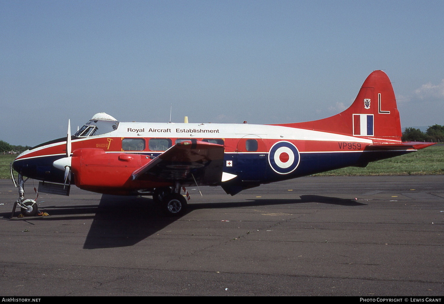 Aircraft Photo of VP959 | De Havilland D.H. 104 Devon C2 | UK - Air Force | AirHistory.net #274829