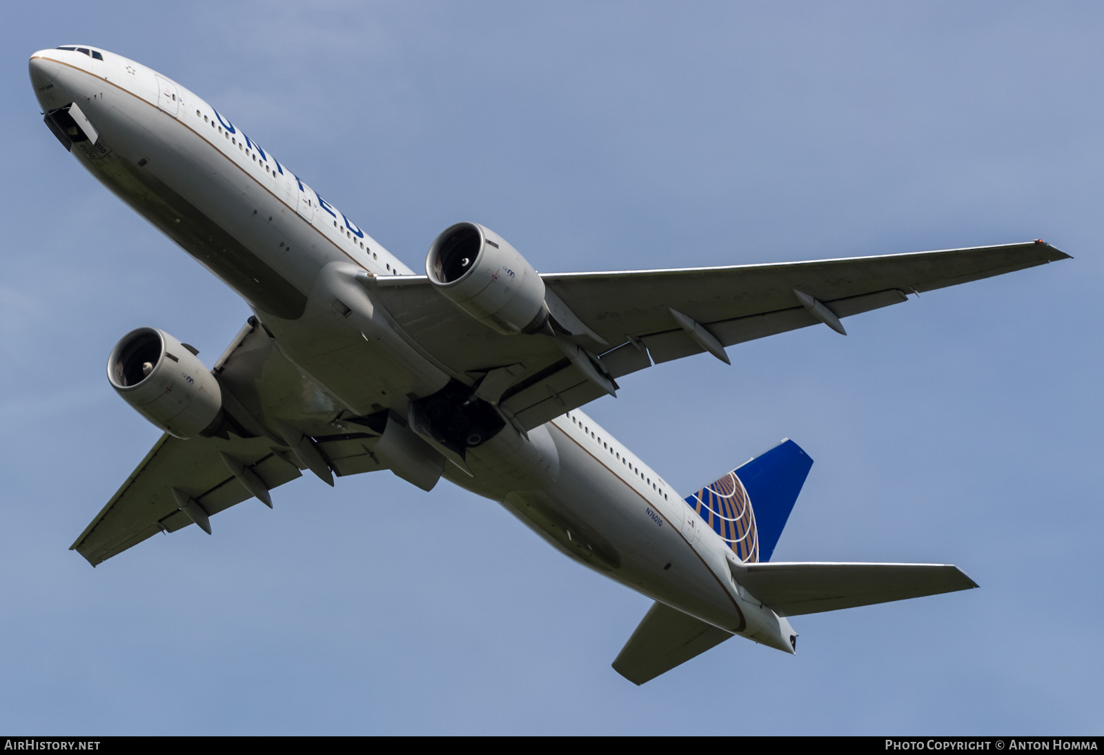 Aircraft Photo of N76010 | Boeing 777-224/ER | United Airlines | AirHistory.net #274917