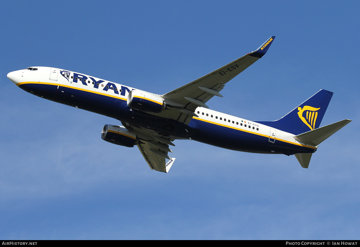 Aircraft Photo of EI-ESV | Boeing 737-8AS | Ryanair | AirHistory.net #274938