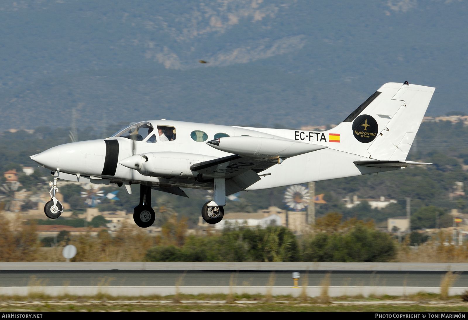 Aircraft Photo of EC-FTA | Cessna 414 | Hydromed Airlines | AirHistory.net #275060