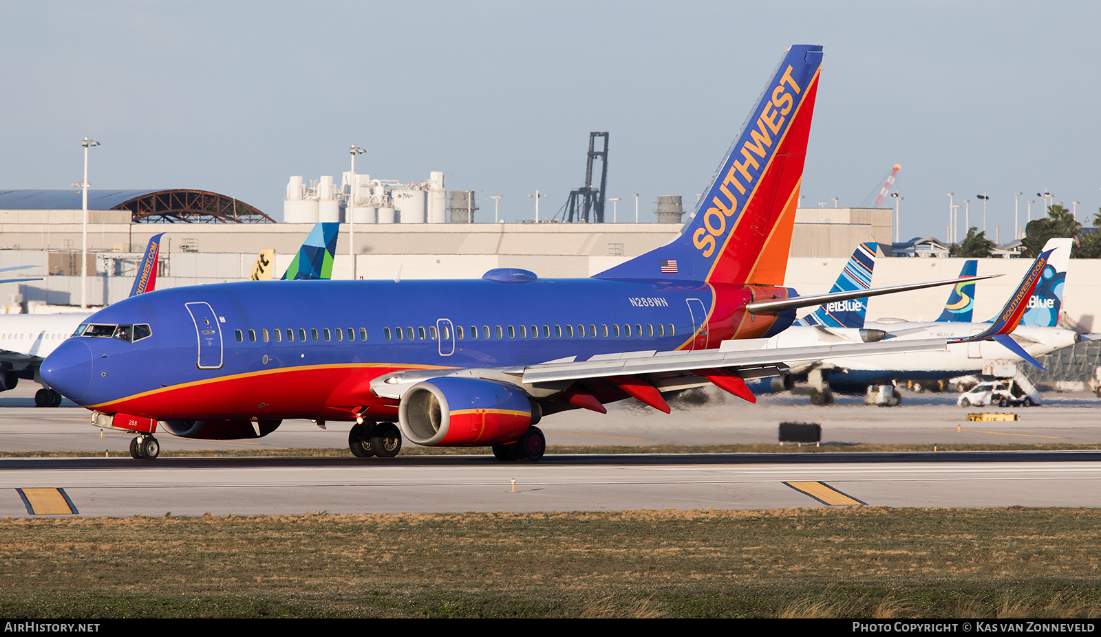 Aircraft Photo of N288WN | Boeing 737-7H4 | Southwest Airlines | AirHistory.net #275081