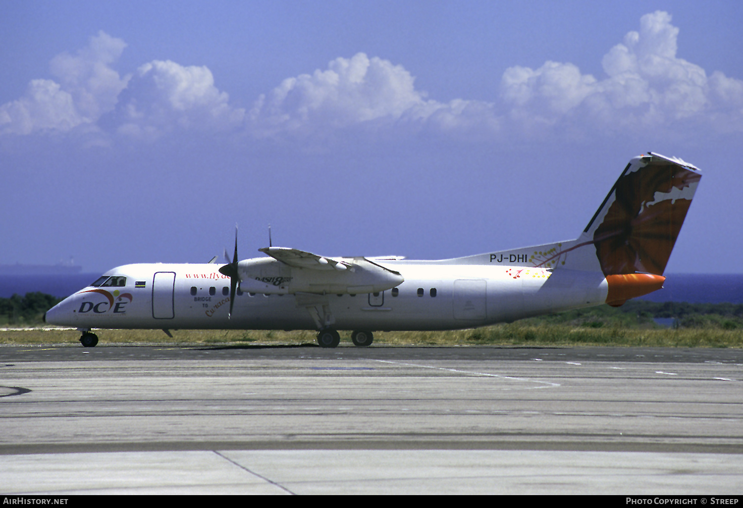 Aircraft Photo of PJ-DHI | De Havilland Canada DHC-8-311 Dash 8 | DCE - Dutch Caribbean Express | AirHistory.net #275086