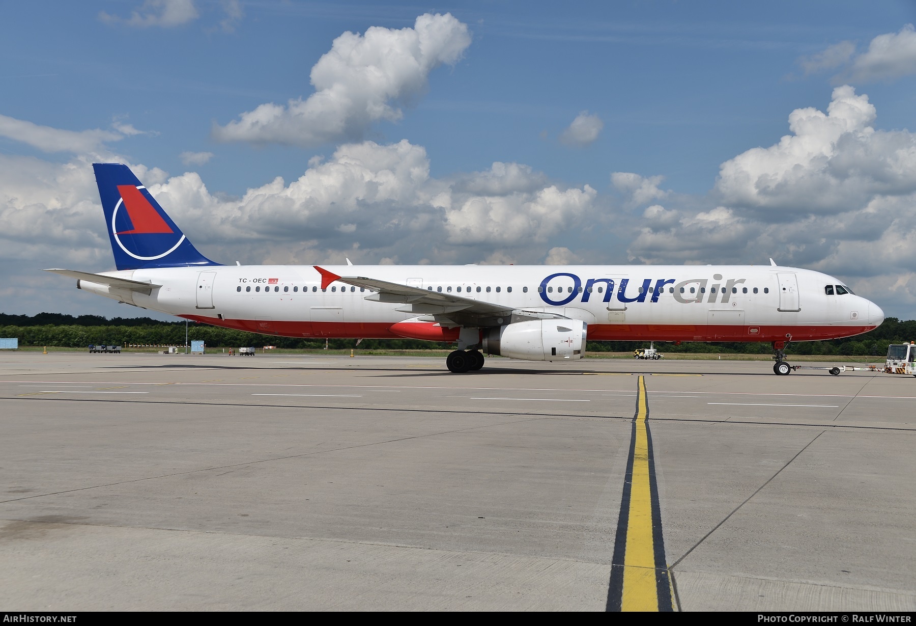Aircraft Photo of TC-OEC | Airbus A321-231 | Onur Air | AirHistory.net #275117