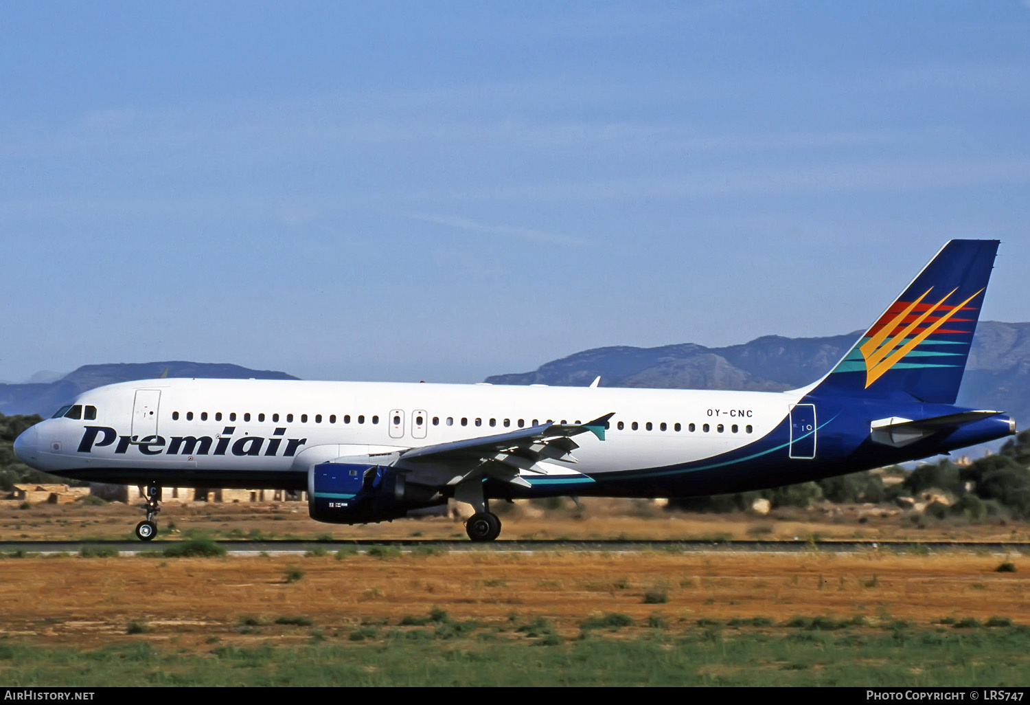 Aircraft Photo of OY-CNC | Airbus A320-212 | Premiair | AirHistory.net #275165