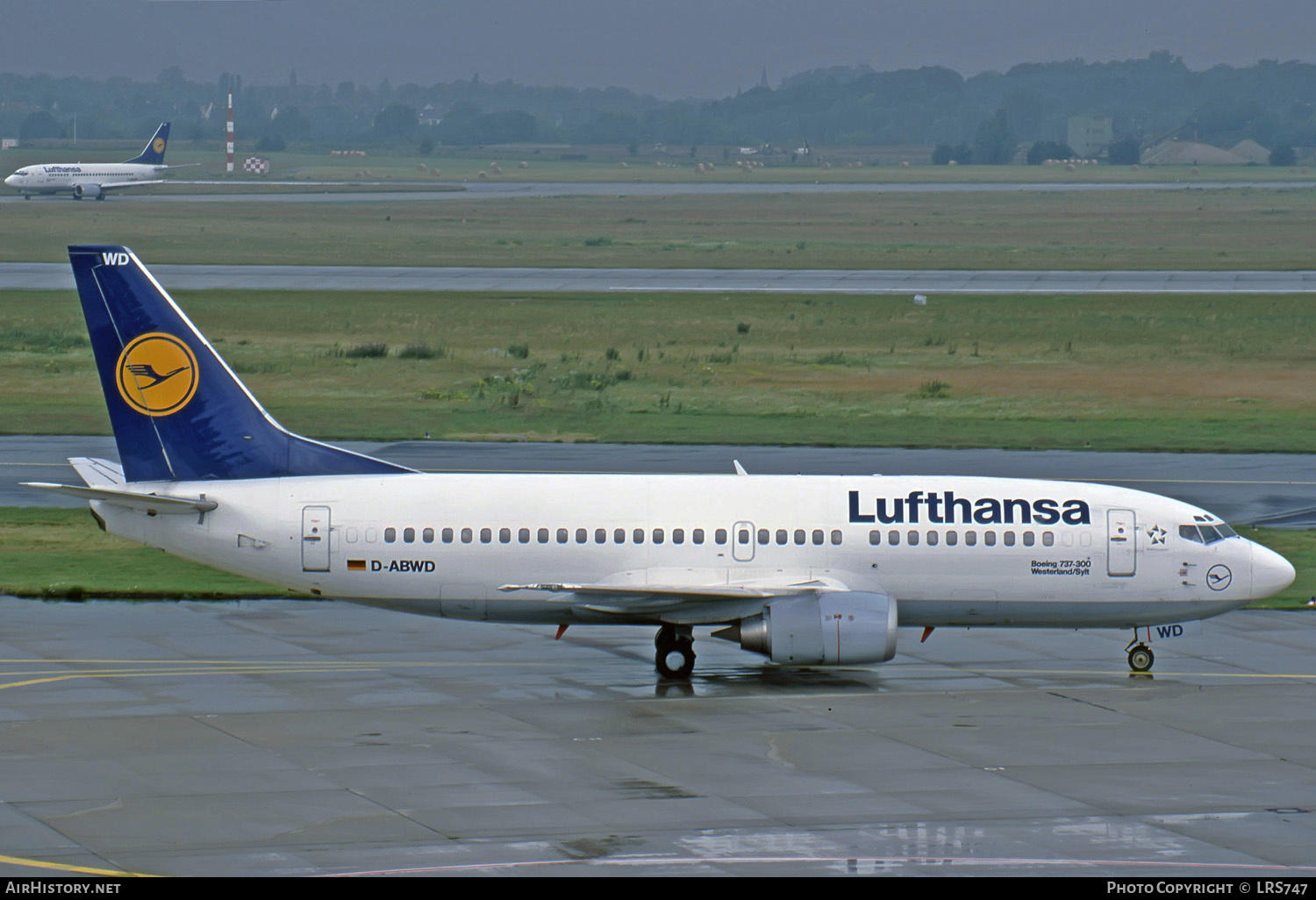 Aircraft Photo of D-ABWD | Boeing 737-330(QC) | Lufthansa | AirHistory.net #275200