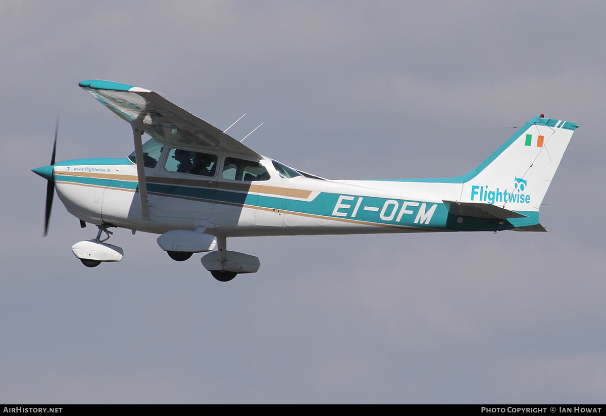 Aircraft Photo of EI-OFM | Reims F172N Skyhawk II | Flightwise | AirHistory.net #275220