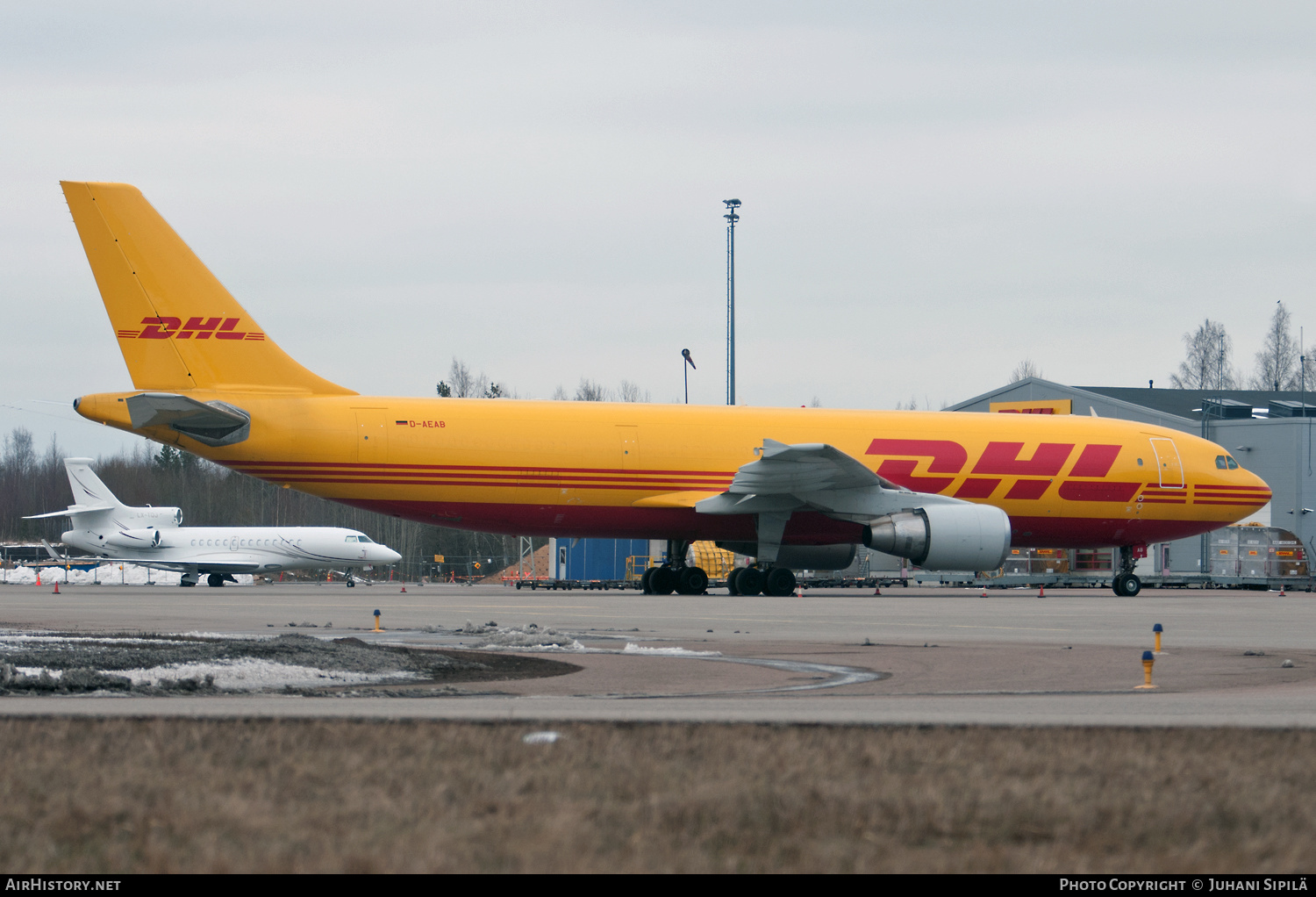 Aircraft Photo of D-AEAB | Airbus A300B4-622R(F) | DHL International | AirHistory.net #275283