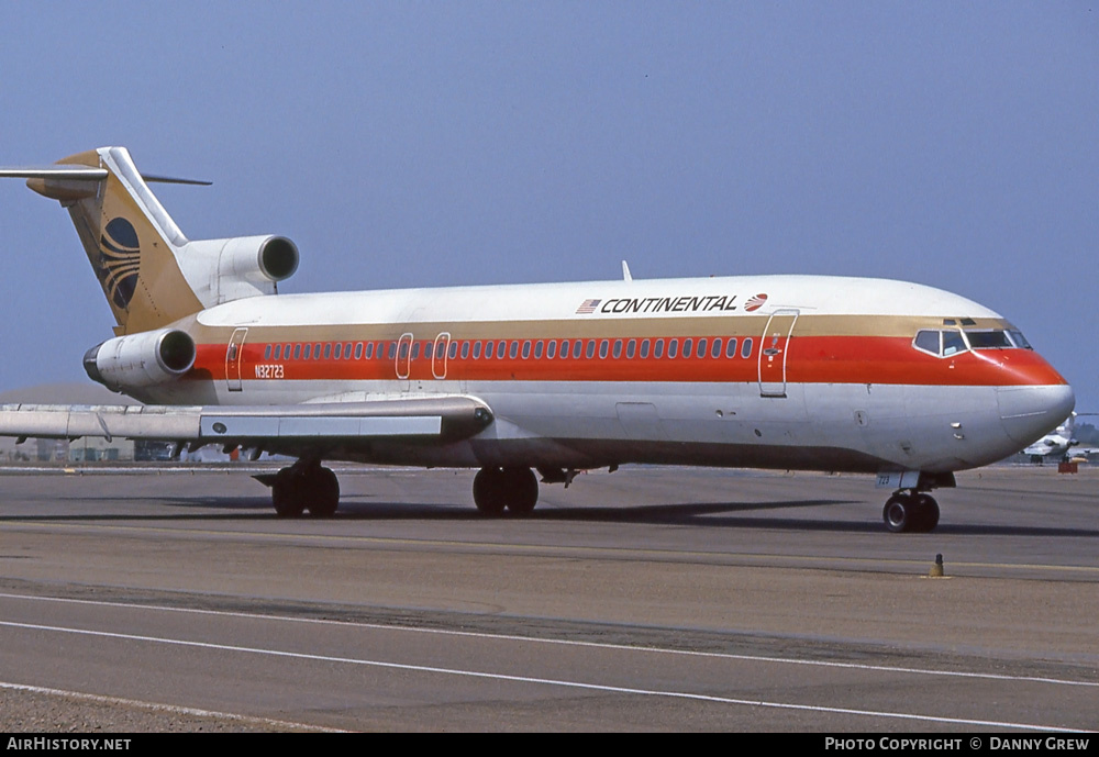 Aircraft Photo of N32723 | Boeing 727-224 | Continental Airlines | AirHistory.net #275292