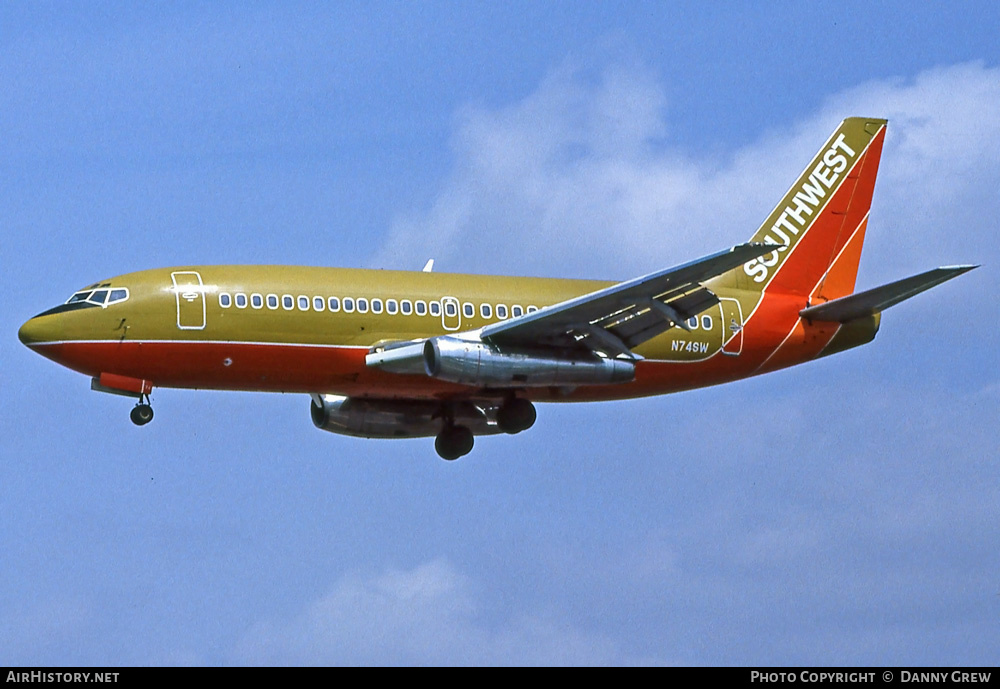 Aircraft Photo of N74SW | Boeing 737-2H4 | Southwest Airlines | AirHistory.net #275296