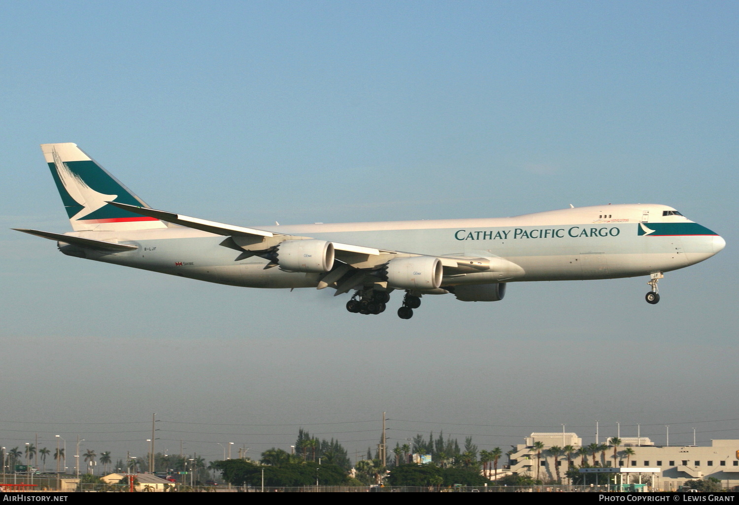 Aircraft Photo of B-LJF | Boeing 747-867F/SCD | Cathay Pacific Airways Cargo | AirHistory.net #275300