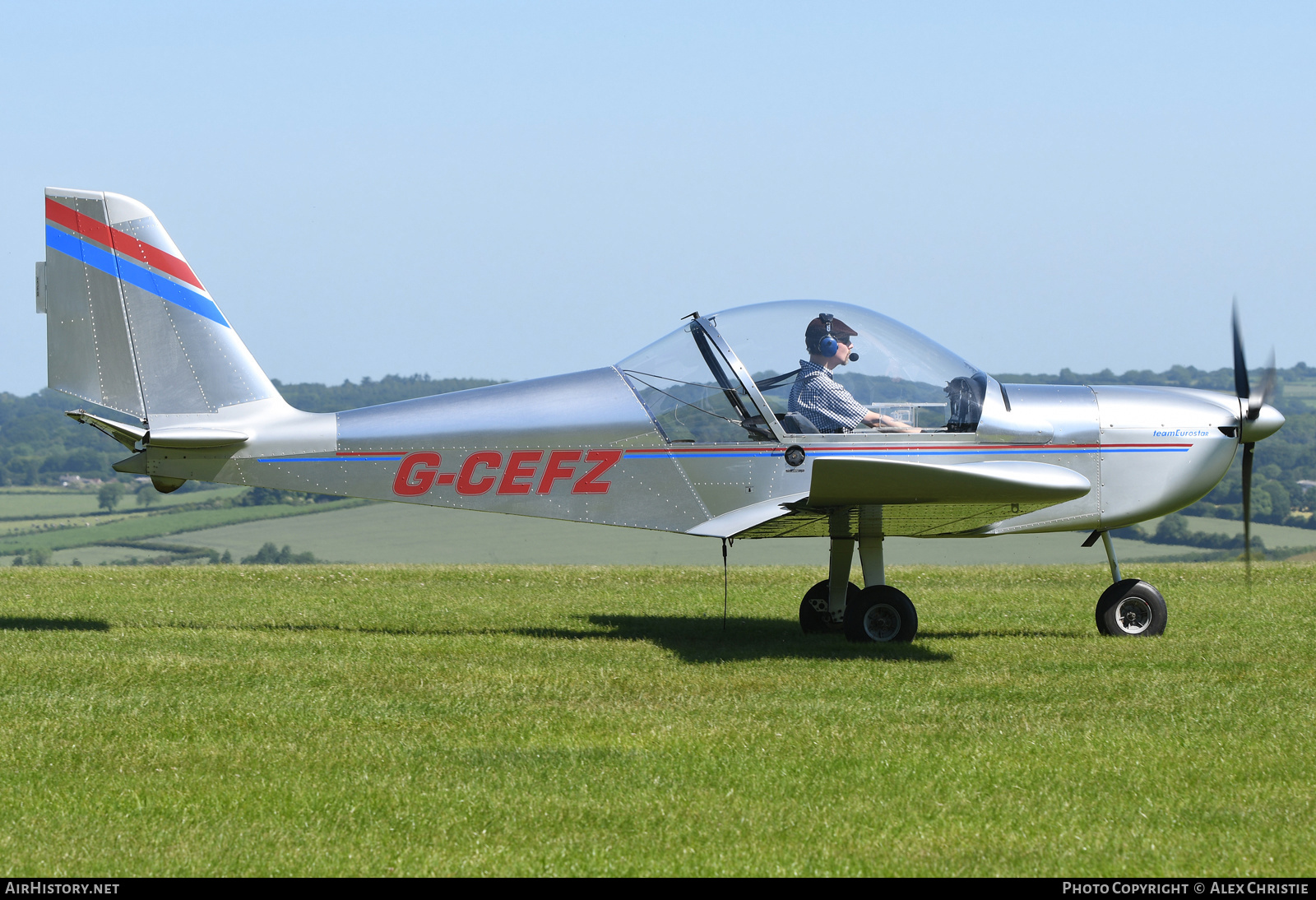 Aircraft Photo of G-CEFZ | Evektor-Aerotechnik EV-97 TeamEurostar | AirHistory.net #275411