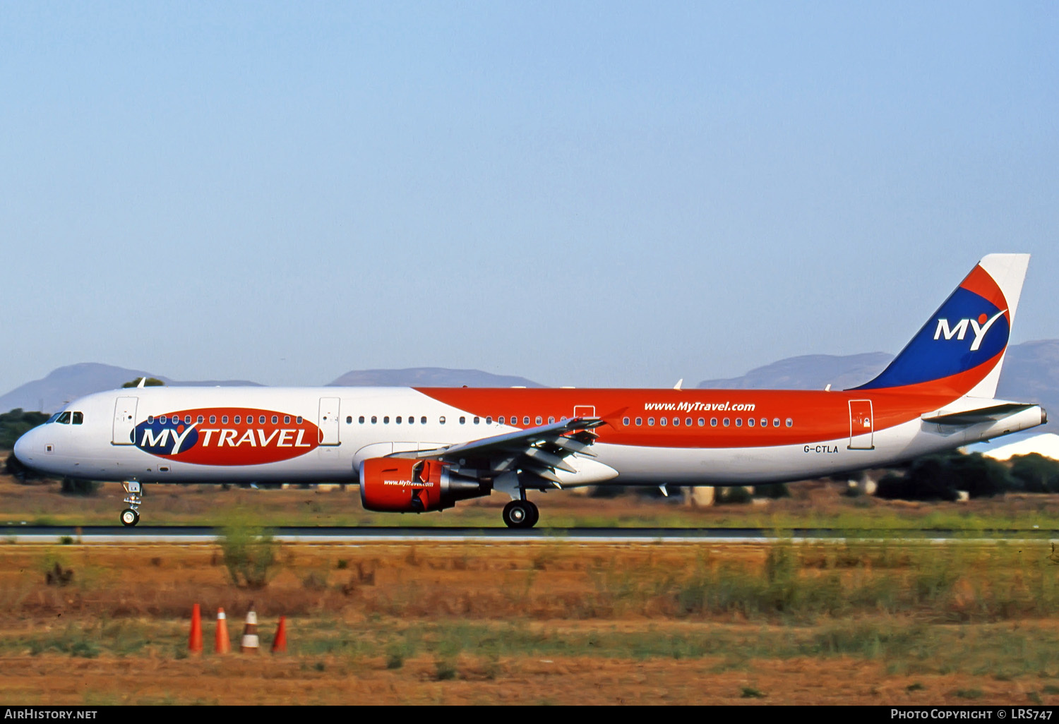 Aircraft Photo of G-CTLA | Airbus A321-211 | MyTravel Airways | AirHistory.net #275438