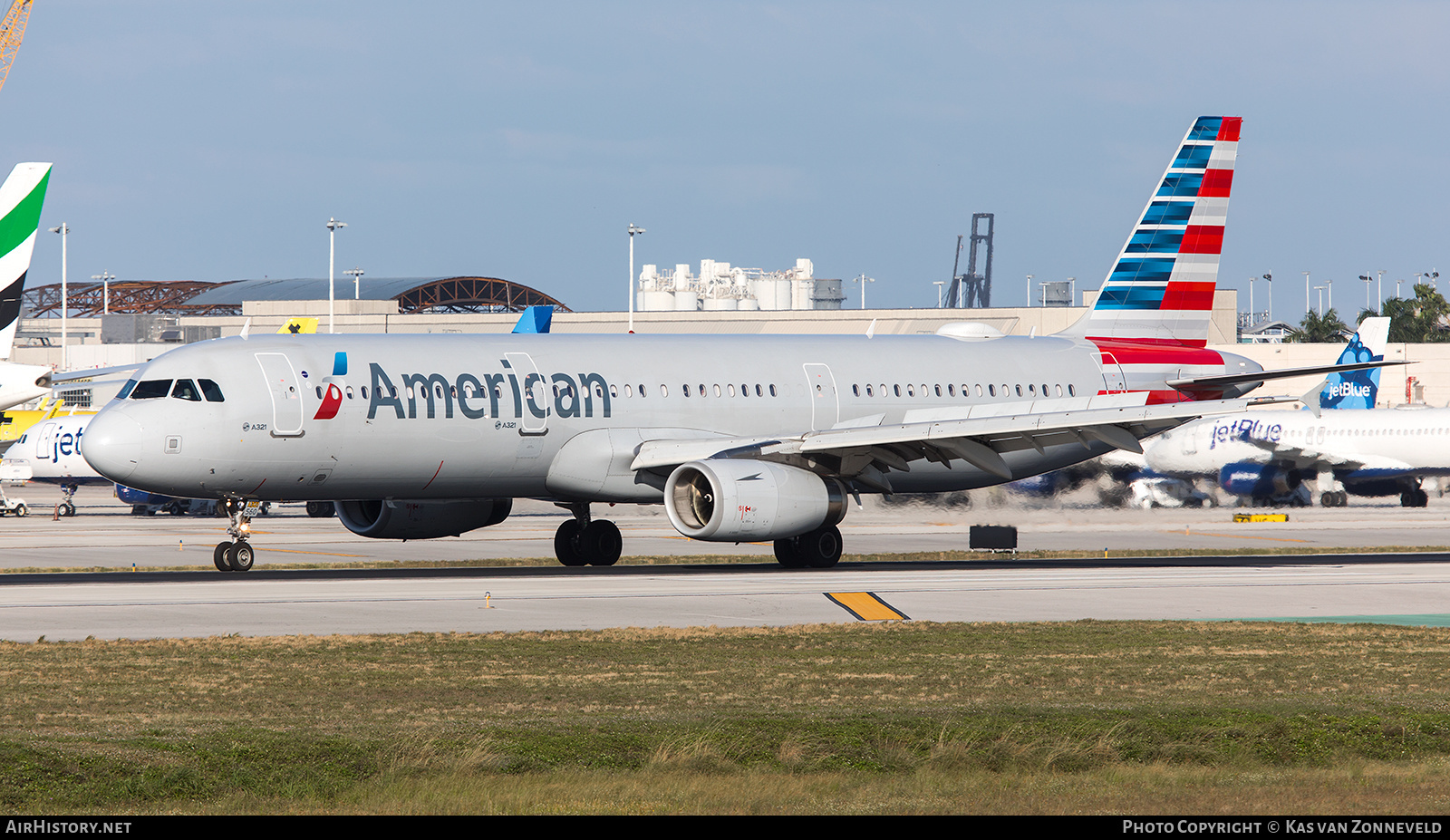 Aircraft Photo of N560UW | Airbus A321-231 | American Airlines | AirHistory.net #275471