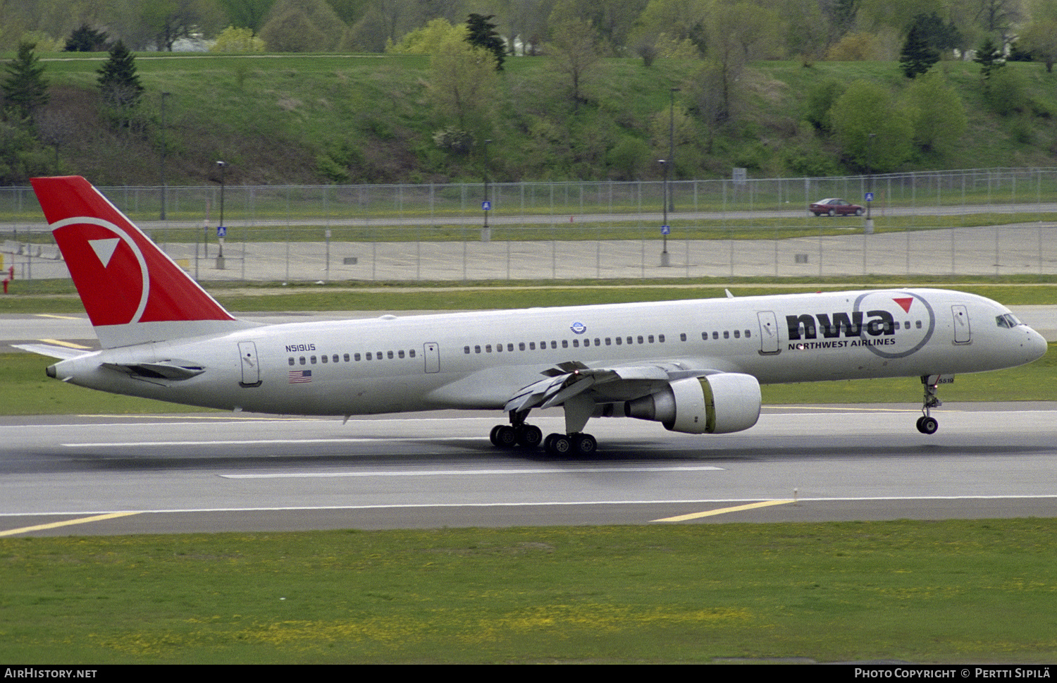 Aircraft Photo of N519US | Boeing 757-251 | Northwest Airlines | AirHistory.net #275489