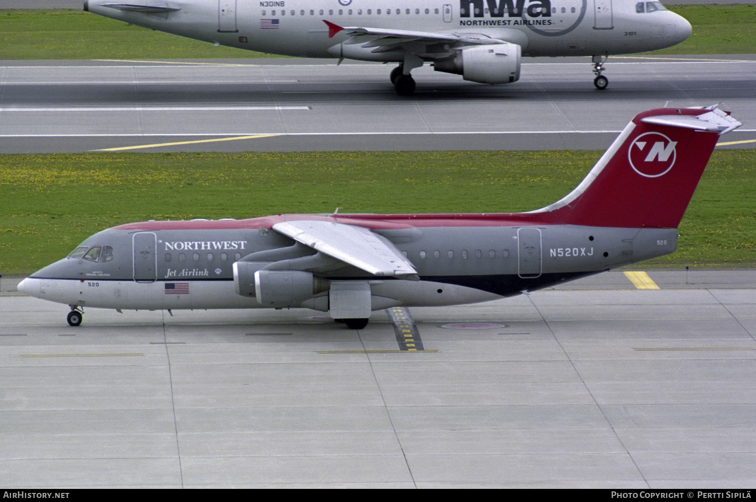 Aircraft Photo of N520XJ | British Aerospace Avro 146-RJ85 | Northwest Jet Airlink | AirHistory.net #275495