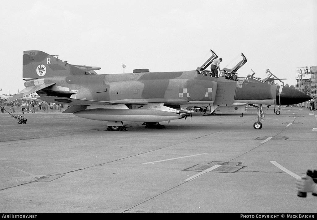 Aircraft Photo of XV499 | McDonnell Douglas F-4M Phantom FGR2 | UK - Air Force | AirHistory.net #275502