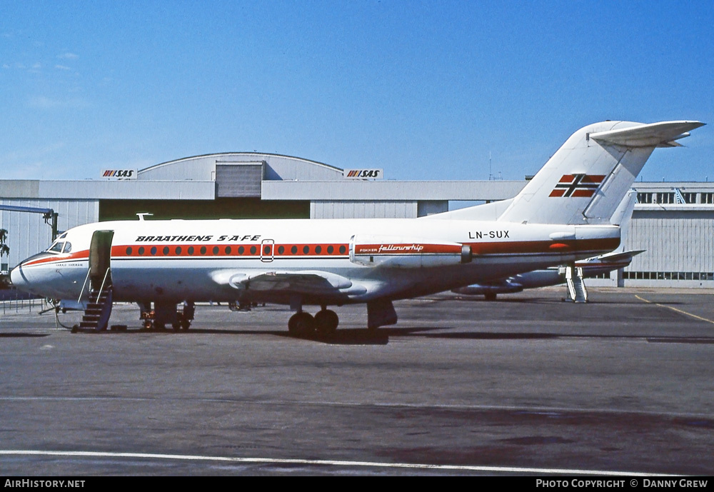 Aircraft Photo of LN-SUX | Fokker F28-1000 Fellowship | Braathens SAFE | AirHistory.net #275637