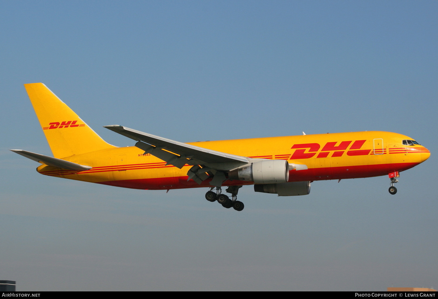 Aircraft Photo of N798AX | Boeing 767-281(BDSF) | DHL International | AirHistory.net #275653