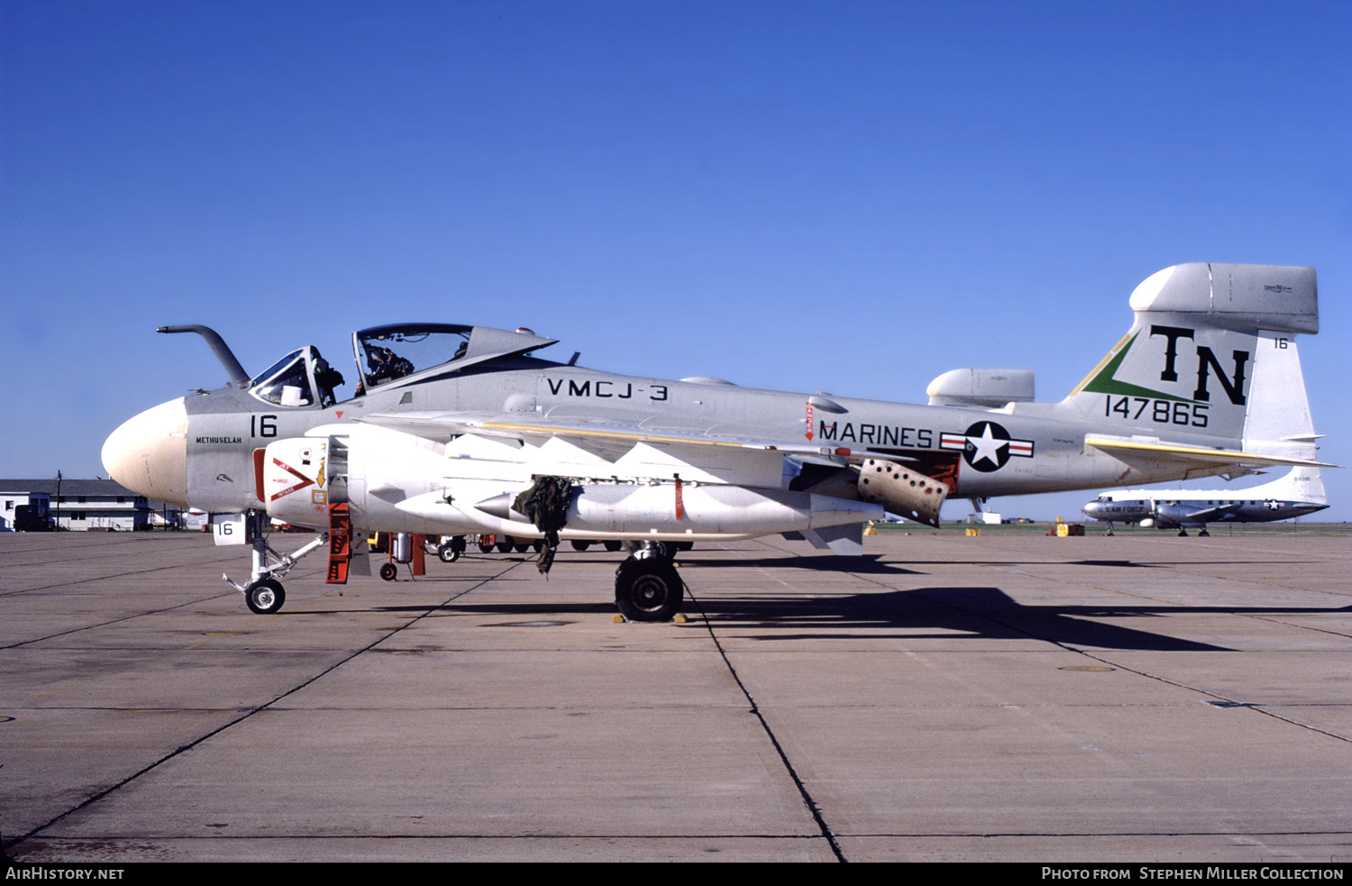 Aircraft Photo of 147865 | Grumman EA-6A Intruder (G-128/A2F-1Q) | USA - Marines | AirHistory.net #275700