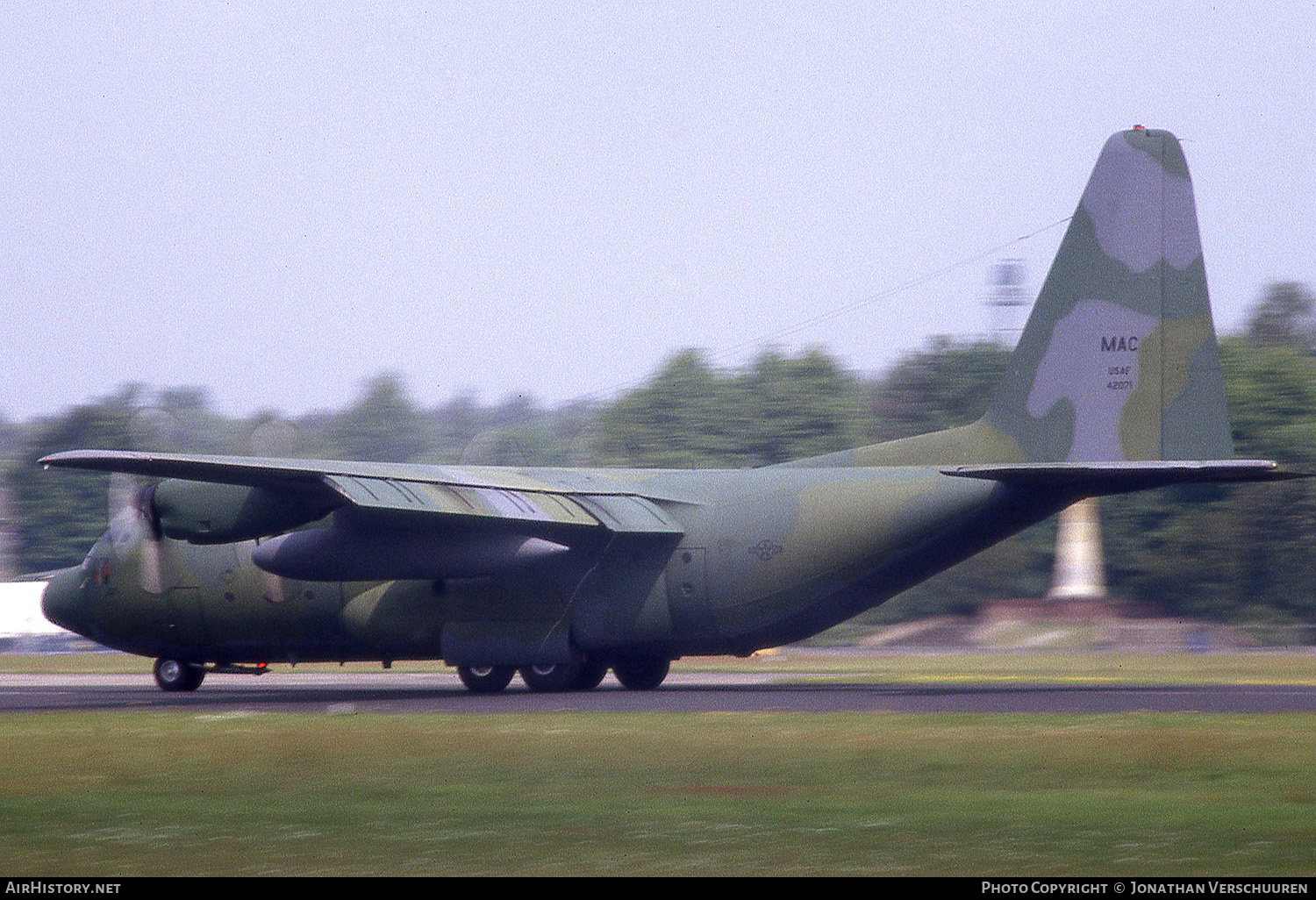 Aircraft Photo of 74-2071 / 42071 | Lockheed C-130H Hercules | USA - Air Force | AirHistory.net #275717