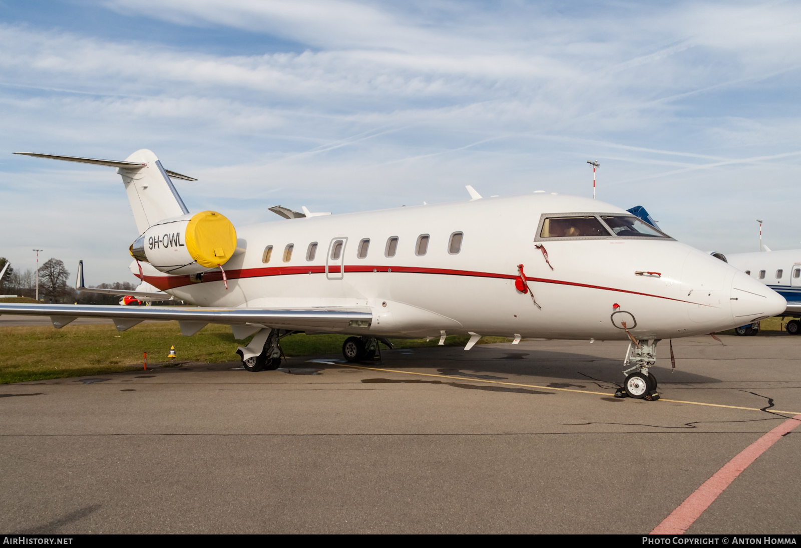 Aircraft Photo of 9H-OWL | Bombardier Challenger 605 (CL-600-2B16) | AirHistory.net #275742