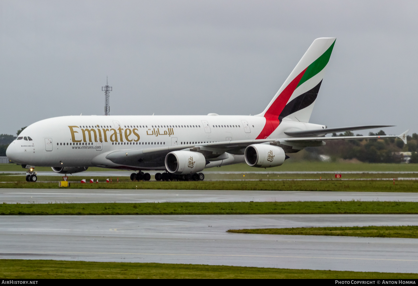 Aircraft Photo of A6-EUY | Airbus A380-842 | Emirates | AirHistory.net #275758