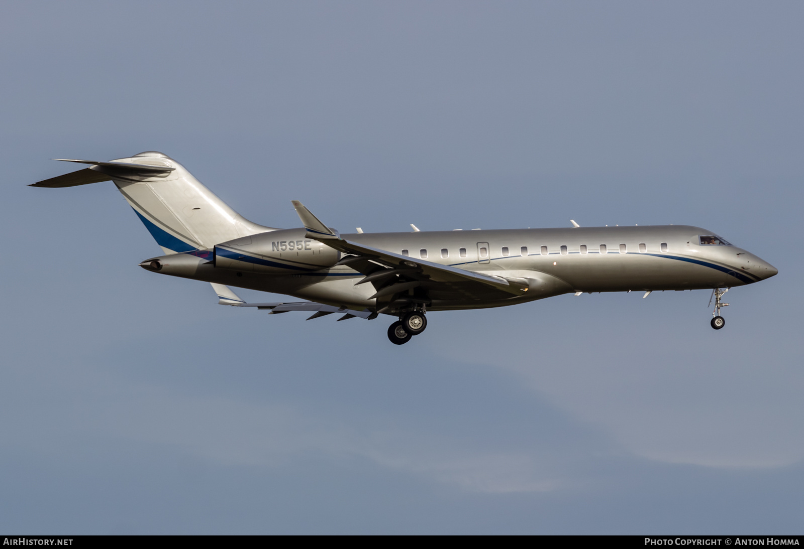 Aircraft Photo of N595E | Bombardier Global Express (BD-700-1A10) | AirHistory.net #275787