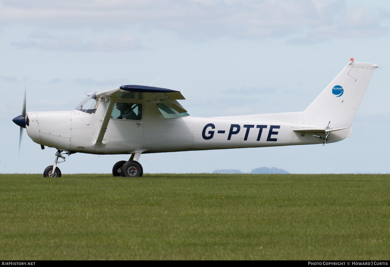 Aircraft Photo of G-PTTE | Cessna 152 | AirHistory.net #275849